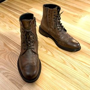 Mens wingtip boots size 8